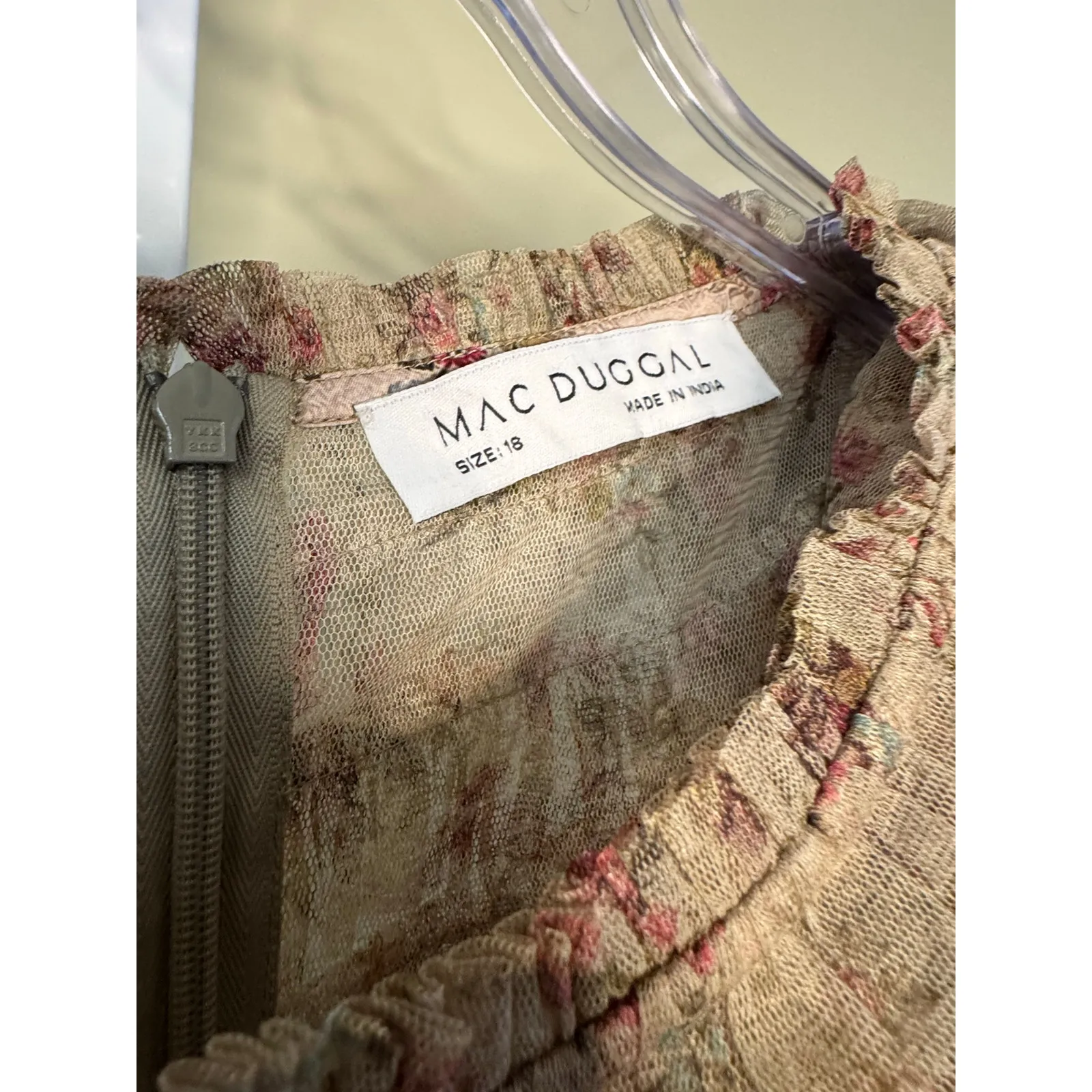 Mac Duggal NWT Ruffle Tiered Short Sleeve A-Line Gown in Ecru Multi Size 18 - Image 6