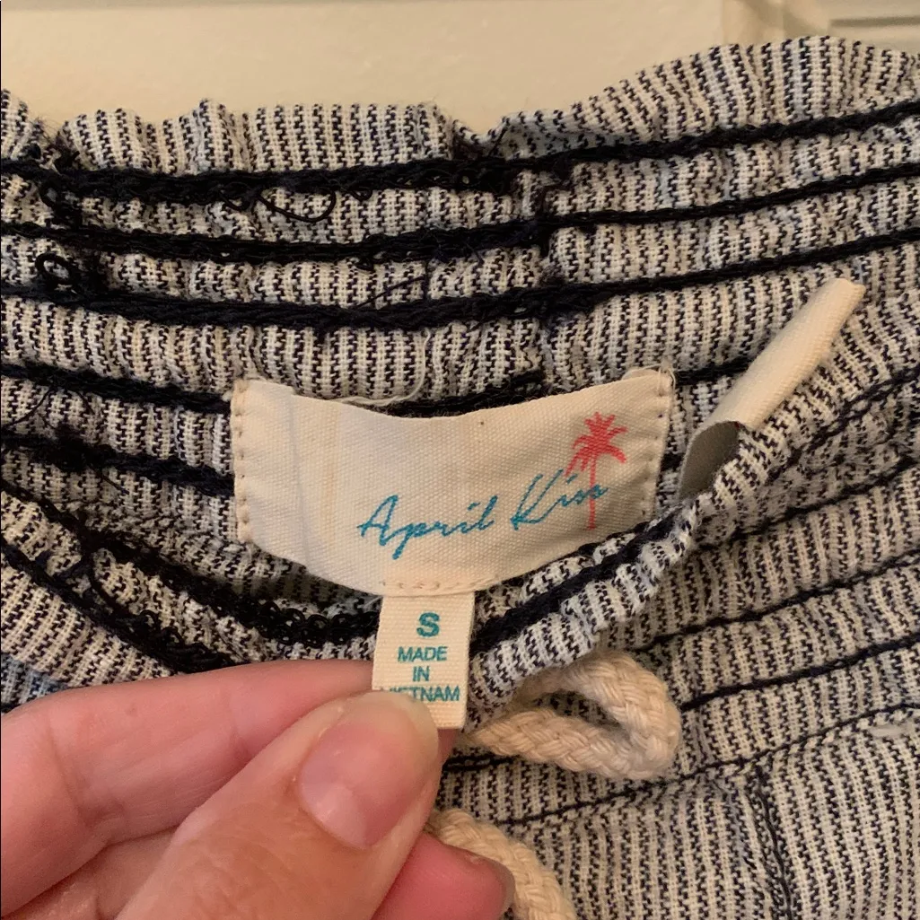 April Kiss Striped Drawstring Linen Beach Shorts. Size - Image 4