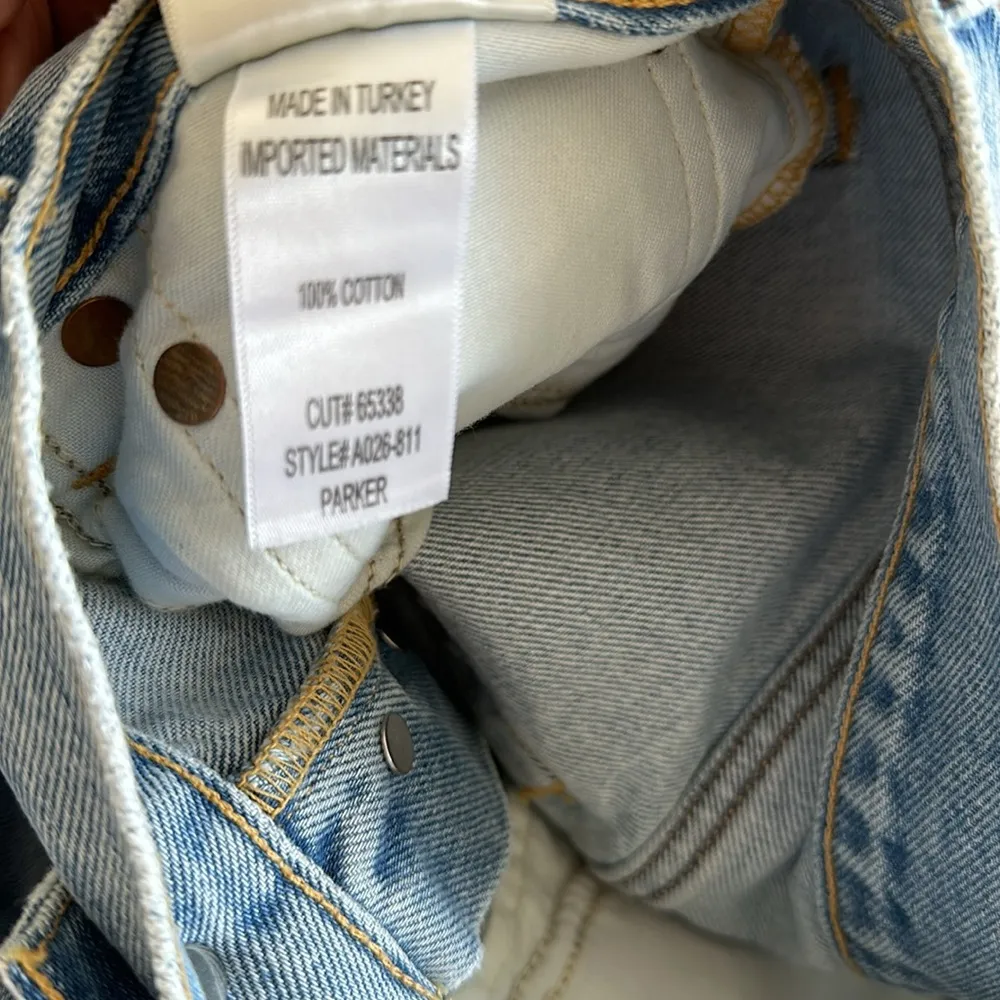 NWOT  Parker Vintage Denim Cut Off Short in Swapmeet sz 30 - Image 9