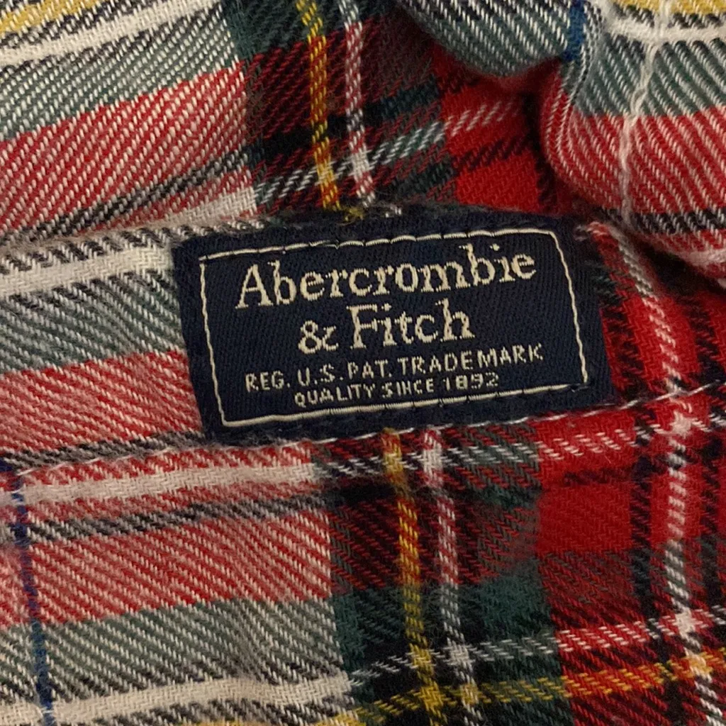 EUC Abercrombie & Fitch Red and Green Plaid Flannel, Size Small - Image 5
