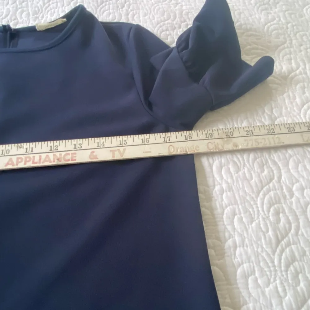Les Amis Shift Dress Navy Short Ruffle Sleeves Minimalist Size L Fits like a M Blue Size L - Image 7