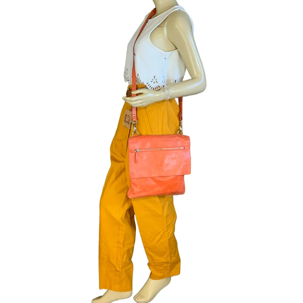 MAURIZIO TAIUTI ORANGE LEATHER CROSSBODY MESSENGER PURSE - Image 3