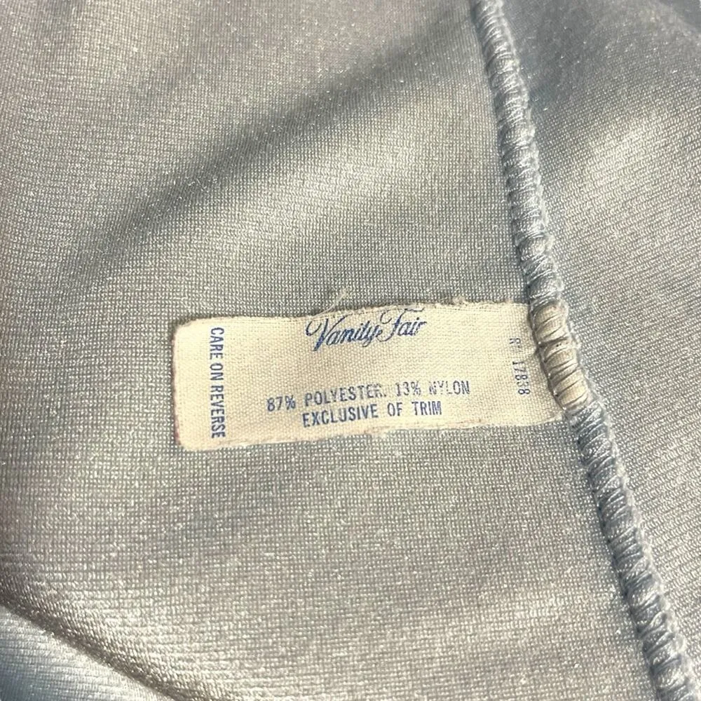 Vanity Fair Vintage 1970s Velour 1/2 Zip Robe Light Blue Medium - Image 7