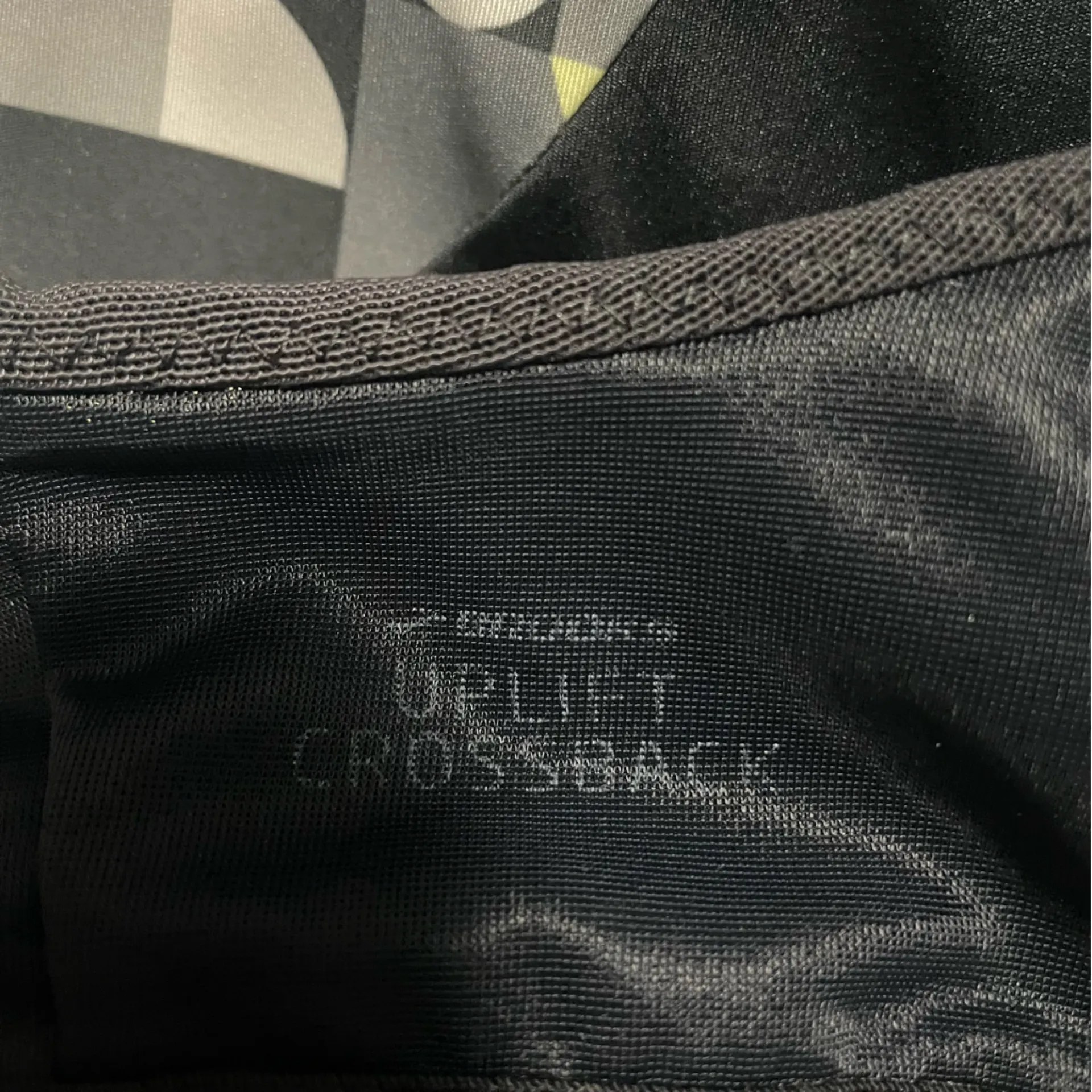 Brooks Uplift Crossback Sports Bra - Image 4