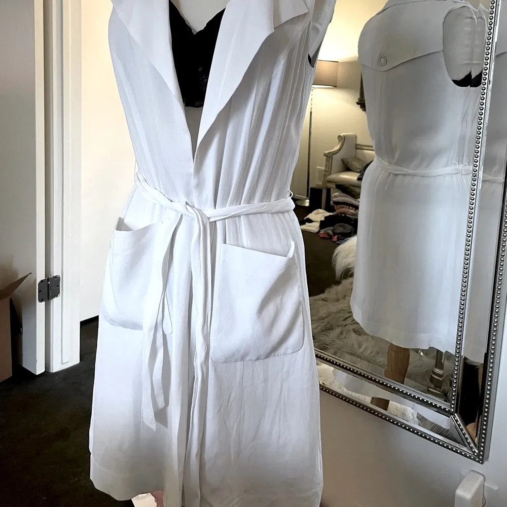 Bebe White Sleeveless Open Front Vest - Image 2