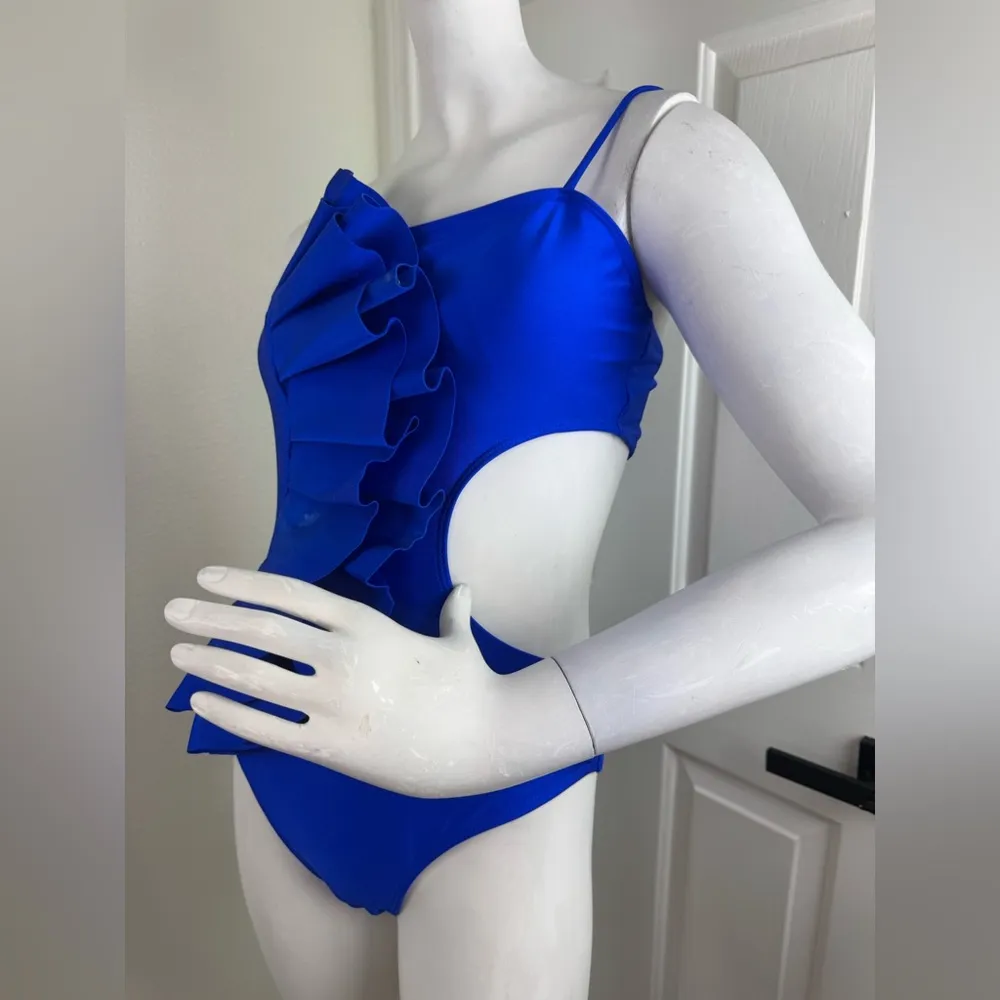 sporlike Blue Ruffled One - Image 4