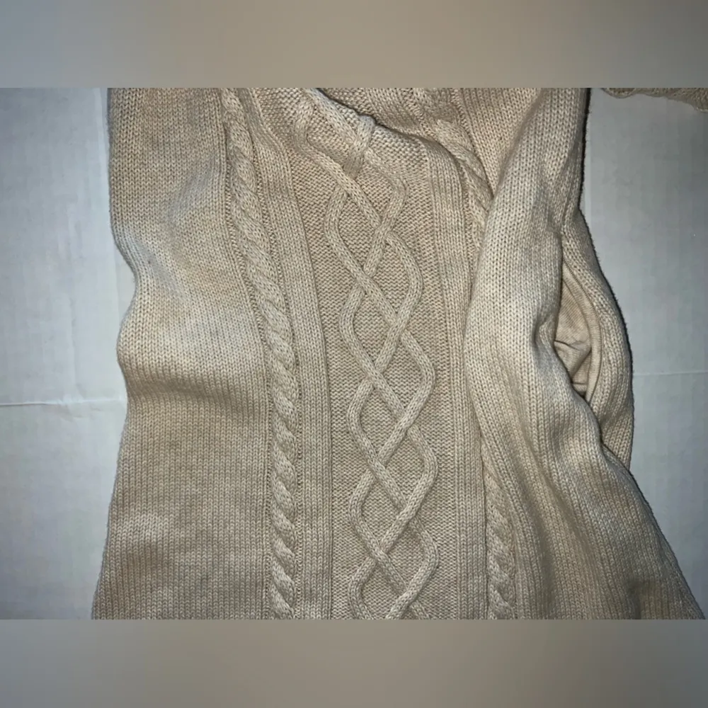 Hooded Cable Knit Sweater Dress with Zippered Pocket Women’s Size S/M - Image 8