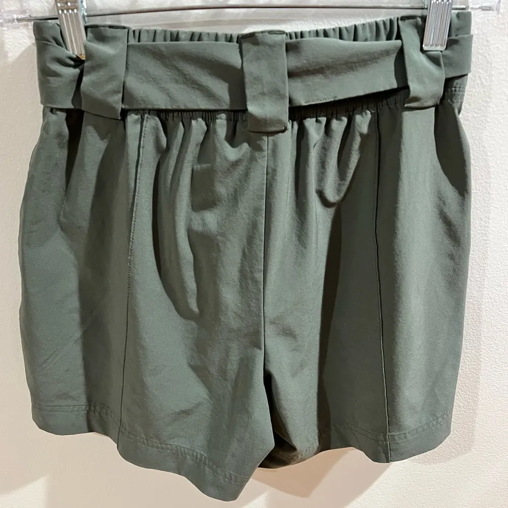 Athleta TIE WAIST SHORTS! - Image 4