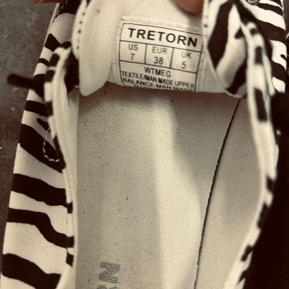 Tretorn canvas zebra print slip on shoes - Image 5