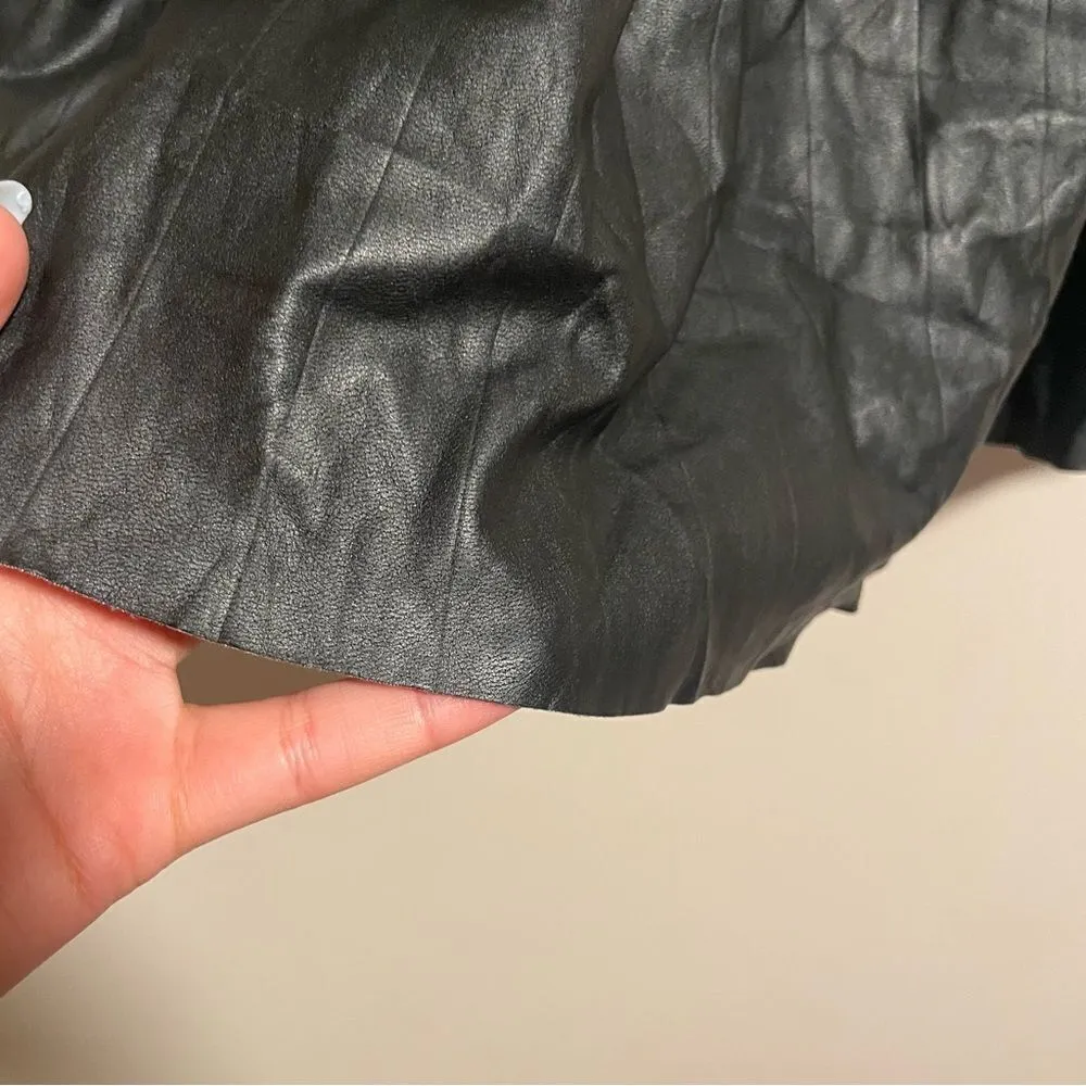 Aritzia Wilfred Le Fou Pleated Vegan Leather Skirt Black- Size 10 - Image 8
