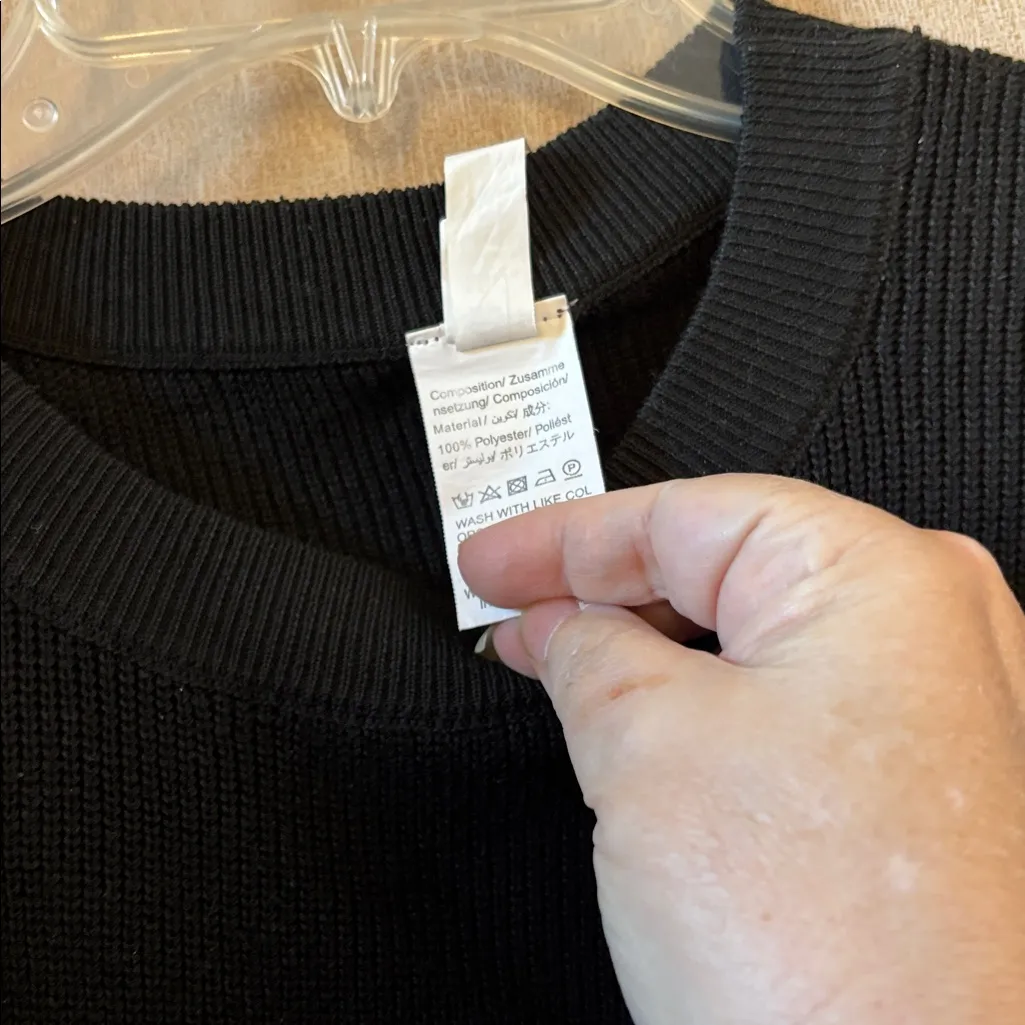 SHEIN Black Side-buckle vest medium - Image 5