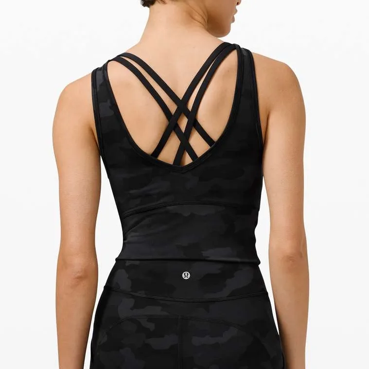 Lululemon Power Pivot Tank *Everlux - Image 2