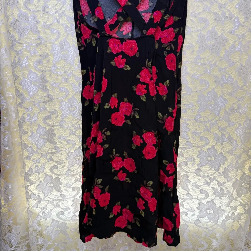 NWOT Urban outfitters Kimchi Blue Black Dress with Red rose Pattern small sz 4 - Image 7