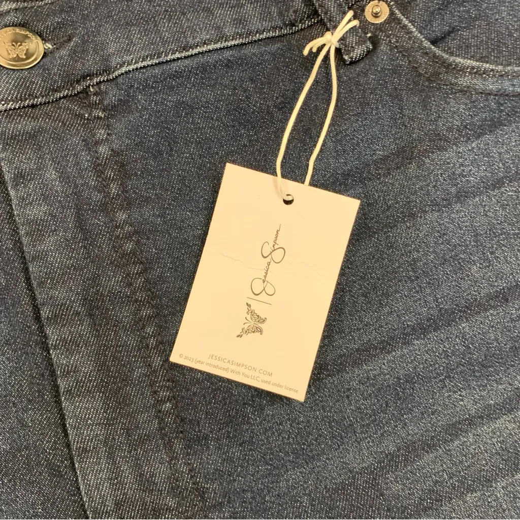 NWT Jessica Simpson Daisy Flare Jeans in Dark Wash.  Size 24W - Image 3