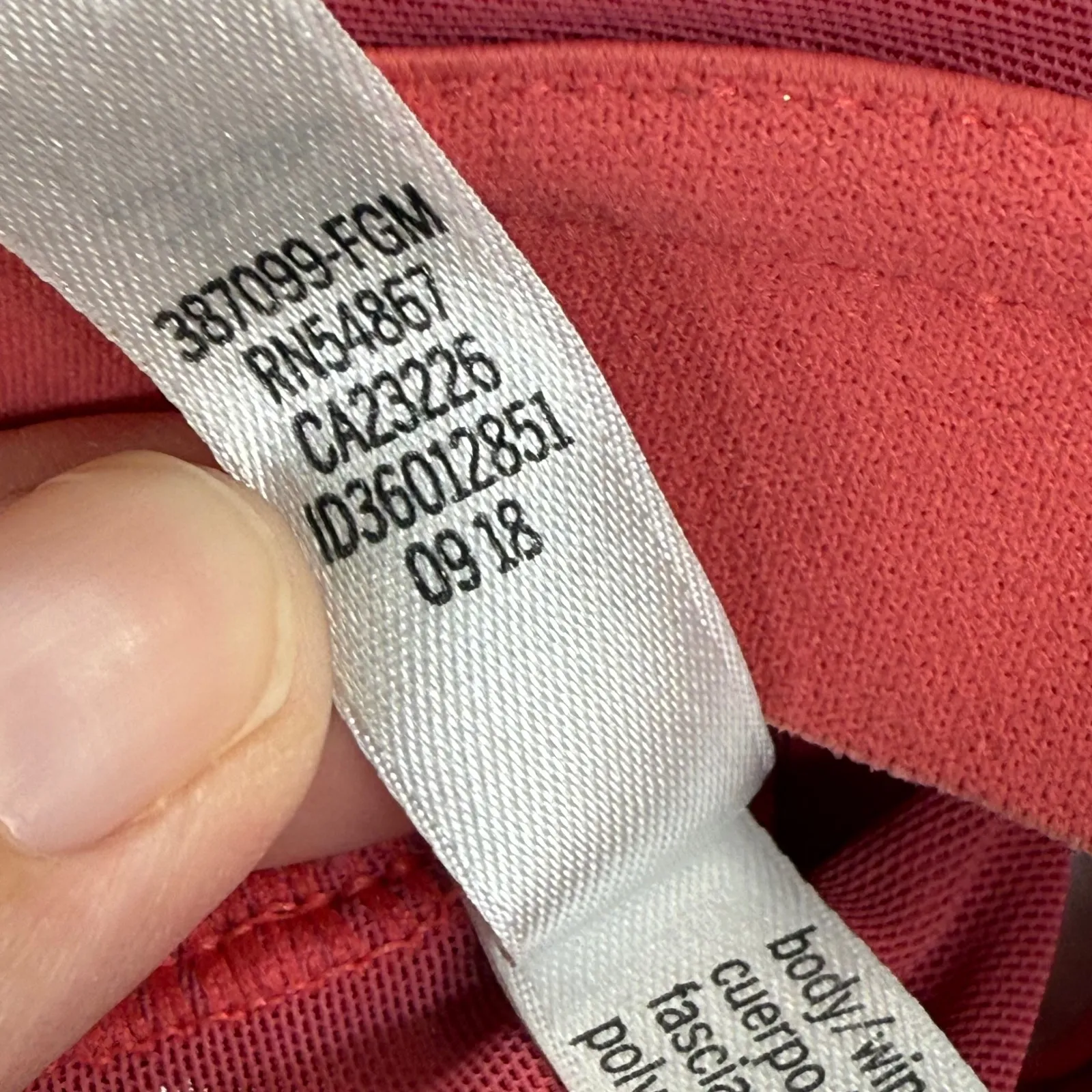 Victoria Sport Incredible Lightweight Bra 32C Red Crossback Adjustable READ - Image 6