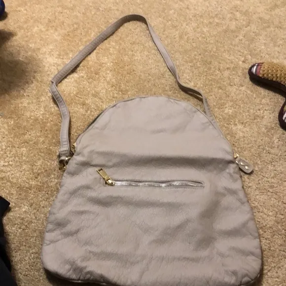 Tan purse unique‎ features - Image 3