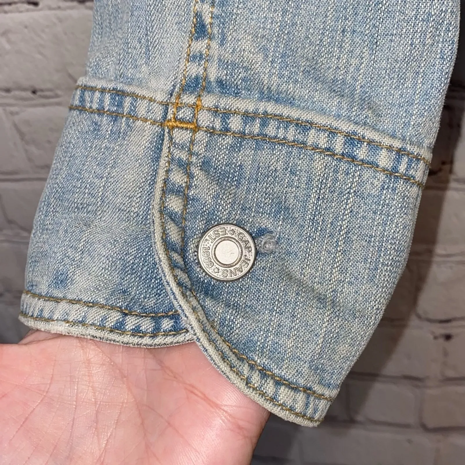 VTG Gap Button Down Jean Jacket with Fall Designs Blue Size XXL - Image 2