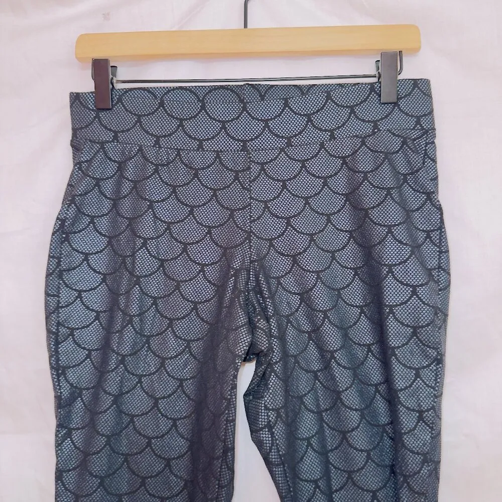 Torrid Plus Size Full Length Signature Waist Mid Rise Leggings in Mermaid Foil - Image 3