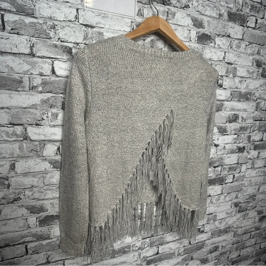 EUC BB Dakota Silver Fringe Long Sleeve Top Size Small - Image 11
