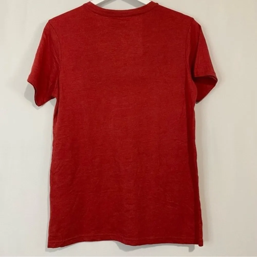 JZD Women’s Corazón Latino Short Sleeve Graphic Tee Shirt Red NWT Size undefined - Image 5