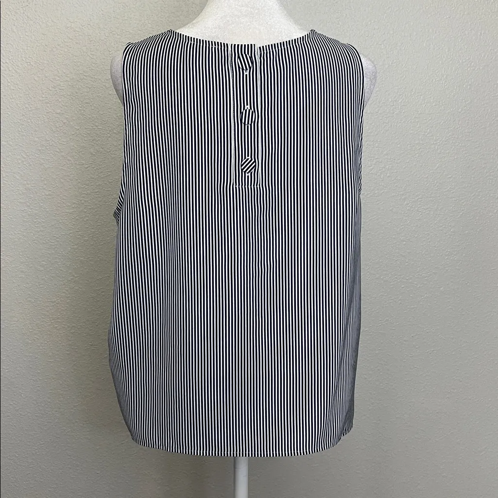 JCrew Factory Navy Pinstripe Sleeveless Blouse Size Medium - Image 3
