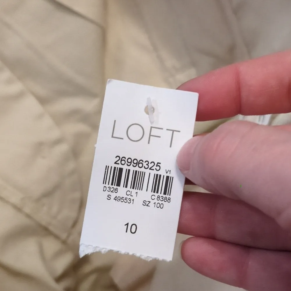 Loft the Riviera cream chino shorts size 10 - Image 5