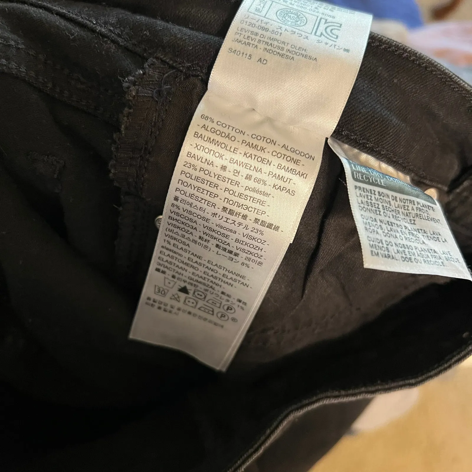 Levi's 711 Skinny Jeans Black Denim Cotton Stretch Mid-Rise Dark Wash Sz 26 - Image 7