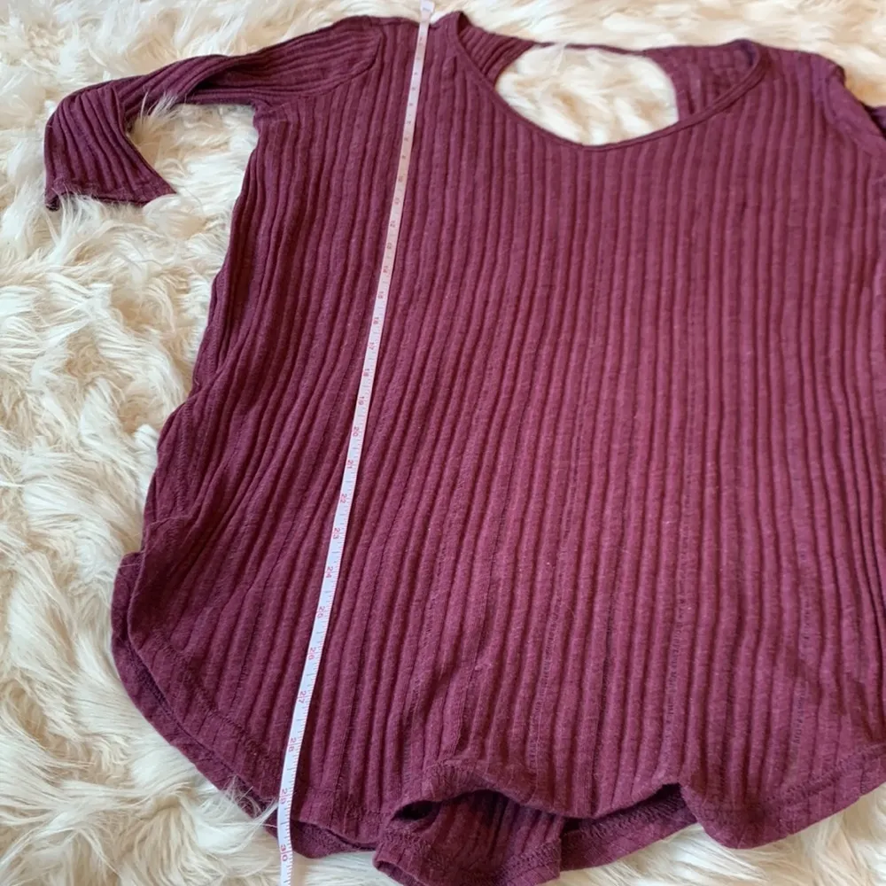 FREE PEOPLE Astoria Split Ribbed Tee in Sangria XS - Image 8
