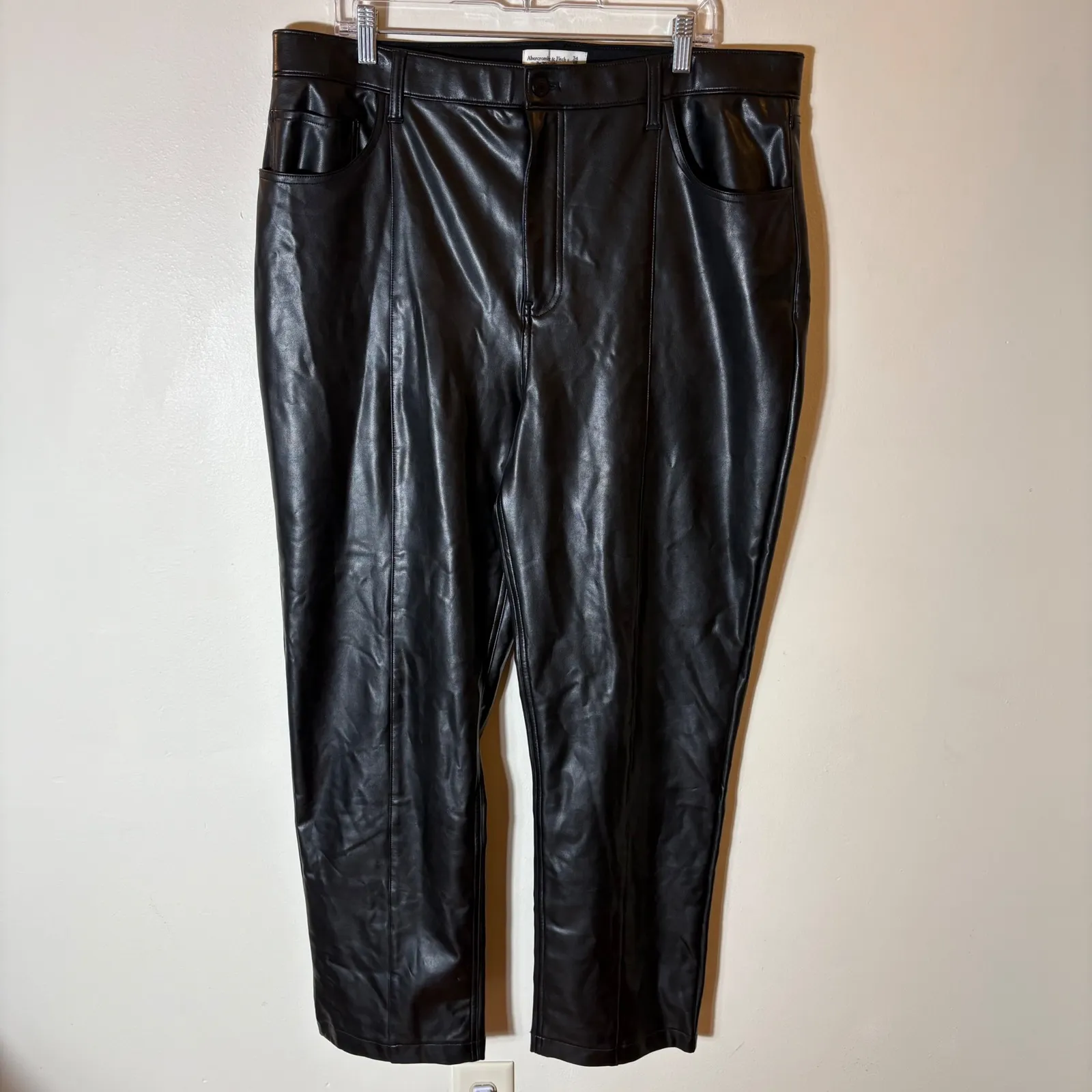 Abercrombie & Fitch Women's Black Vegan Leather 90s Straight Pant Size 18 - Image 2