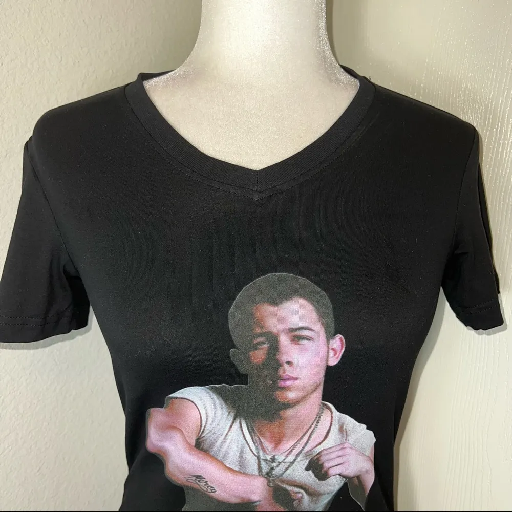 Nick Jonas Abs T - Image 2