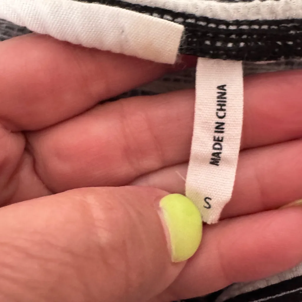 Chic Black and White Striped Jumpsuit‎ - Image 5