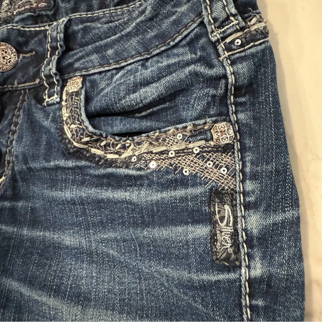 Silver Suki Mid Boot Denim Jeans Women’s W26xL31 Dark Blue Embroidered Pockets - Image 5