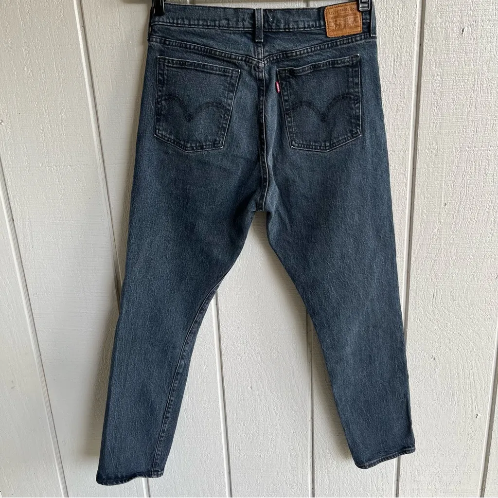 Levi’s Premium Wedgie Tapered Mom Jeans Button Fly in Dark Vintage Wash Size 31 - Image 5