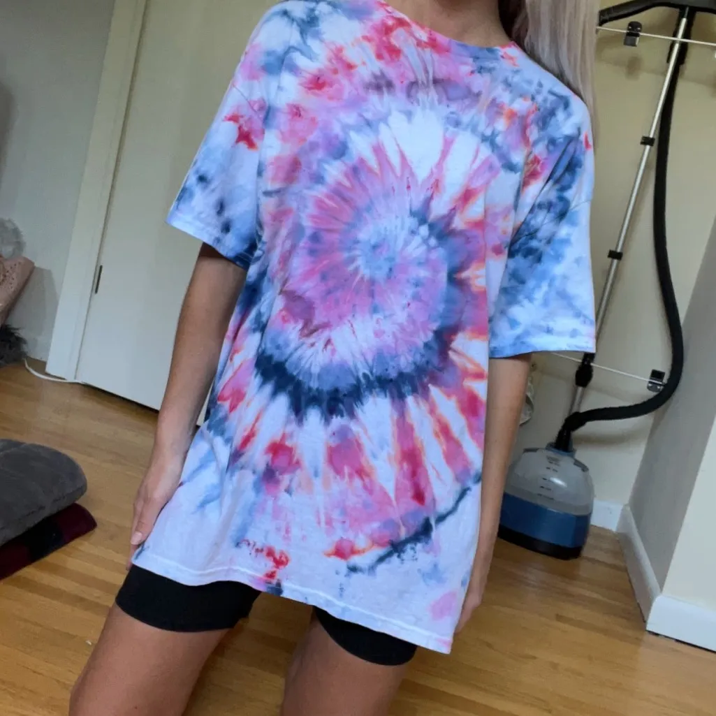 Iced Tie dye tee shirt Blue Size XL - Image 2