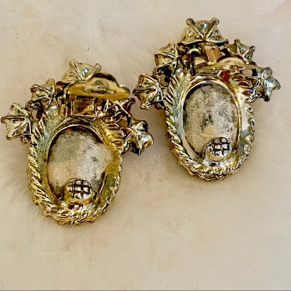 Vintage Rhinestone Clip On Earrings Black - Image 7