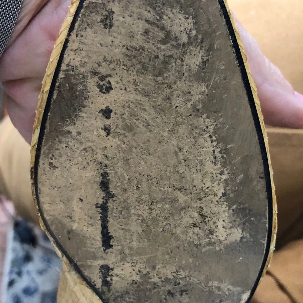 Vintage J. Renee‎ Snake Wedges Yellow Size 7.5 - Image 4