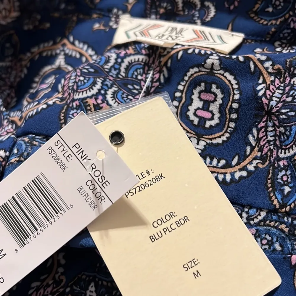Pink Rose women’s size medium hi low blue paisley roll tab sleeves lightweight - Image 9