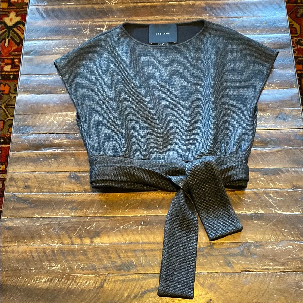 🆕 Jay Ahr Black Textured Top with Belt Size 34 - Image 2