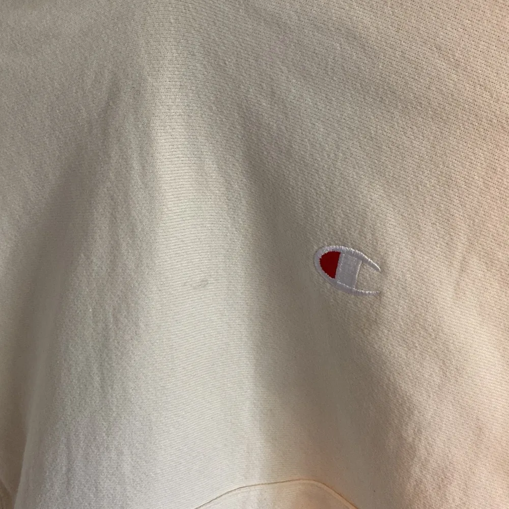 Champion XS Oversized Sweatshirt Cream Hoodie from Urban Outfitters Extra Small - Image 3