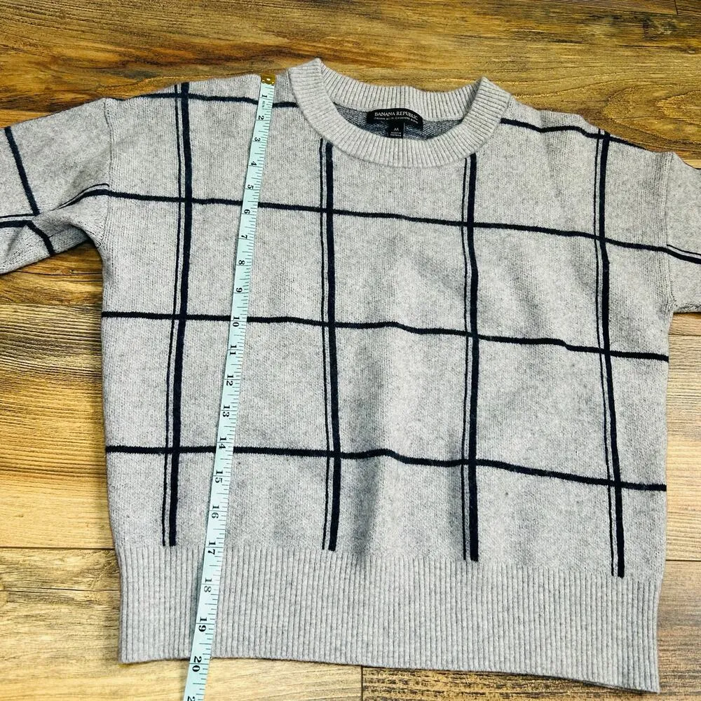 Banana Republic Wool Cashmere Sweater Crewneck Gray Navy Checked Plaid Medium - Image 9