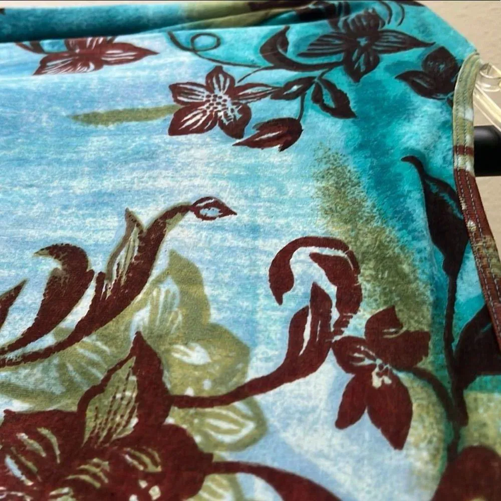 NWT  Women's Long Sleeved V-Neck Top - size XL - Image 11