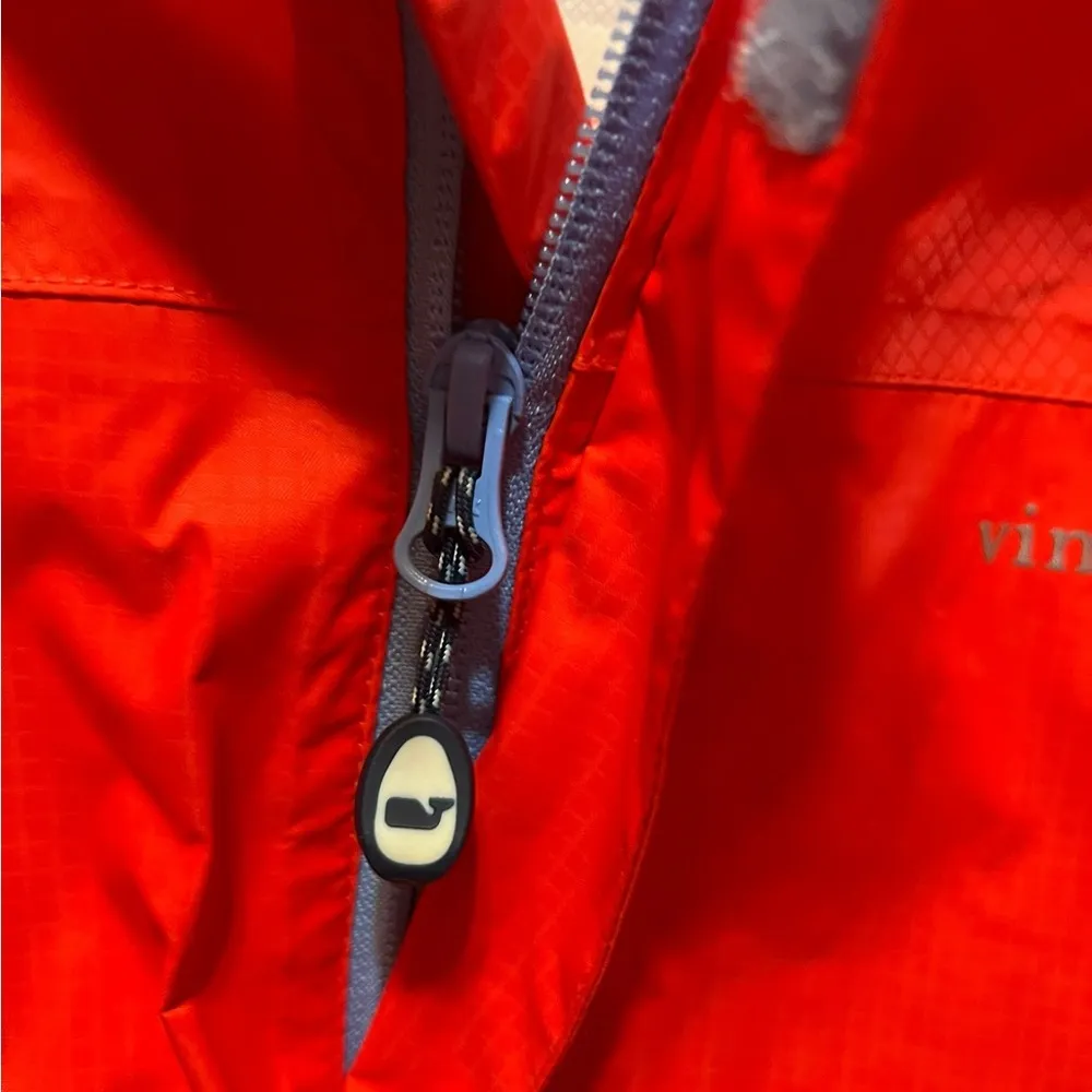 Vineyard Vines Red Rain Jacket Size Large - Image 6
