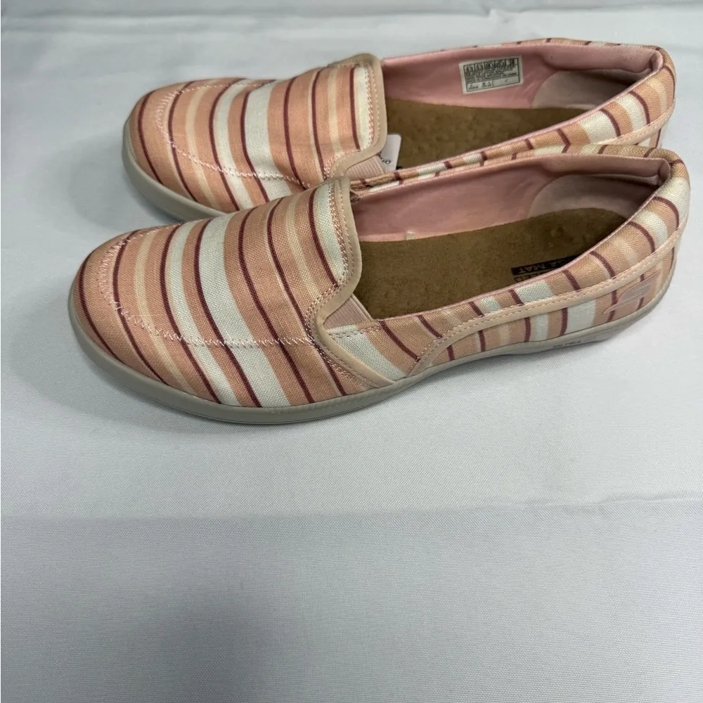 Skechers Women's Striped Slip-On Shoes - Pink and Cream - Image 4