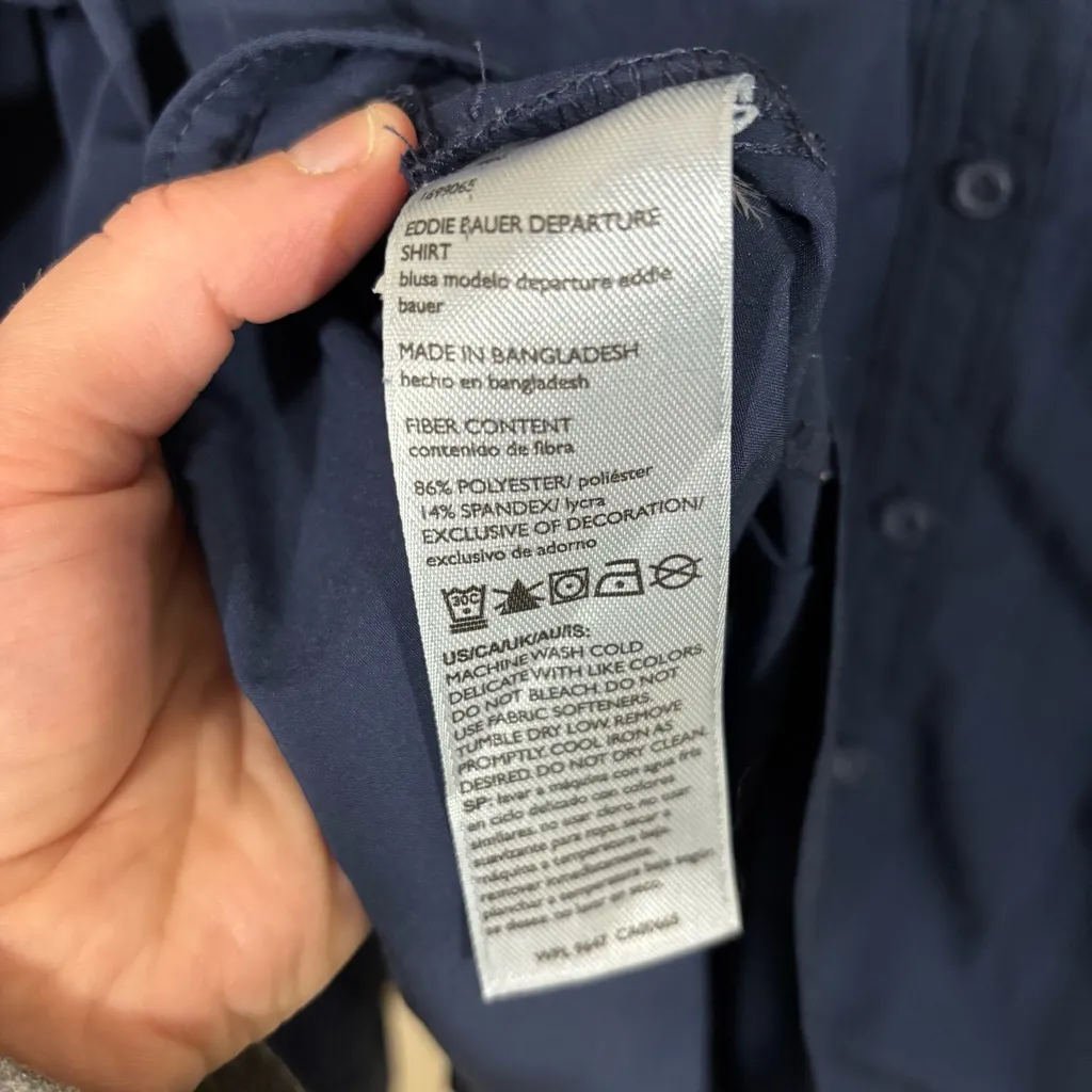 Eddie Bauer Women’s Classic Fit Navy Blue Button-Up Shirt Size XXL - Image 3