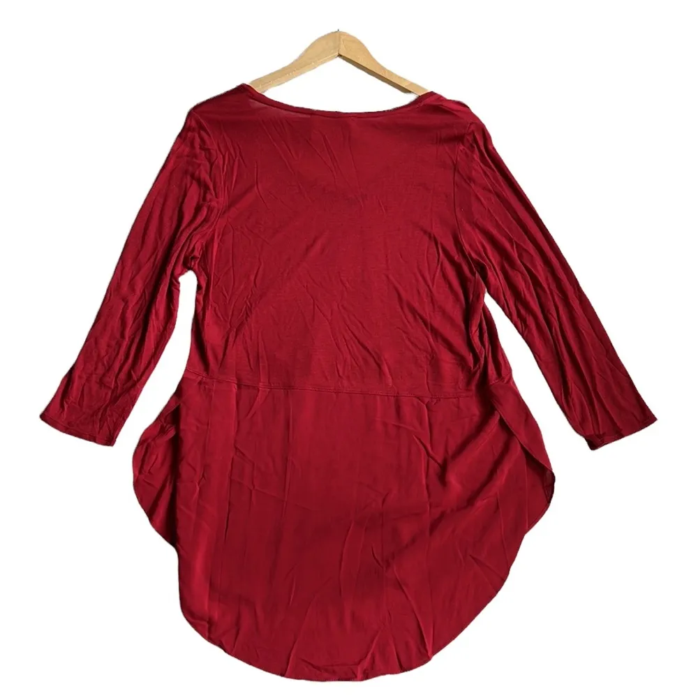 Two by Vince Camuto Red V - Image 6