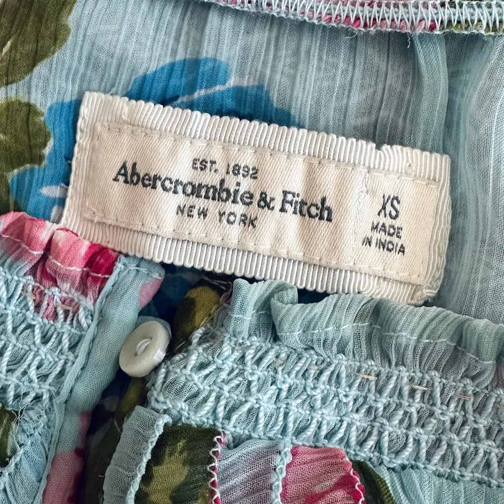Abercrombie & Fitch Sheer Blue Floral Ruffle Blouse Smocked Romantic Top Size XS - Image 3