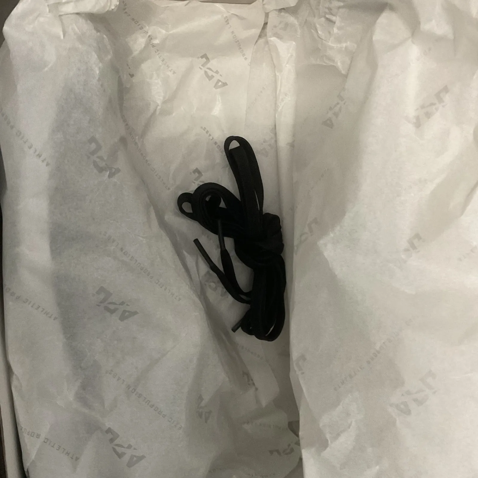 NIB APL Athletic Propulsion Labs Women Techloom Pro Black/White Shoes Size 6 Black - Image 7