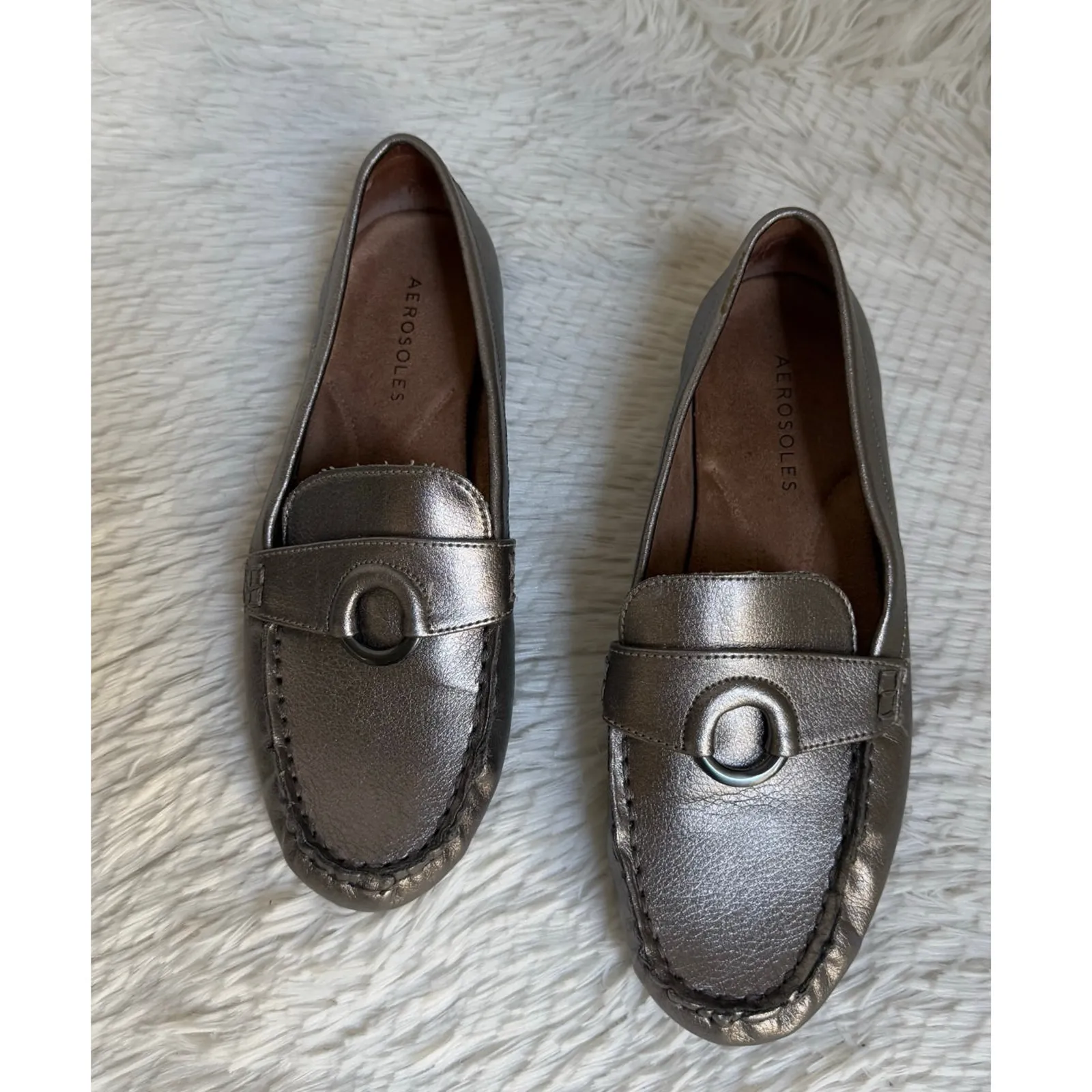 Aerosoles Women's Metallic Bronze Leather Driving Loafers Classic  Versatile 6.5 - Image 2