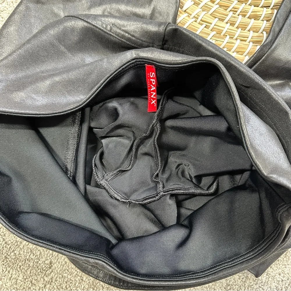 Spanx Women’s Shape Faux Leather Leggings Pull On High Rise in Black Metallic XL - Image 10