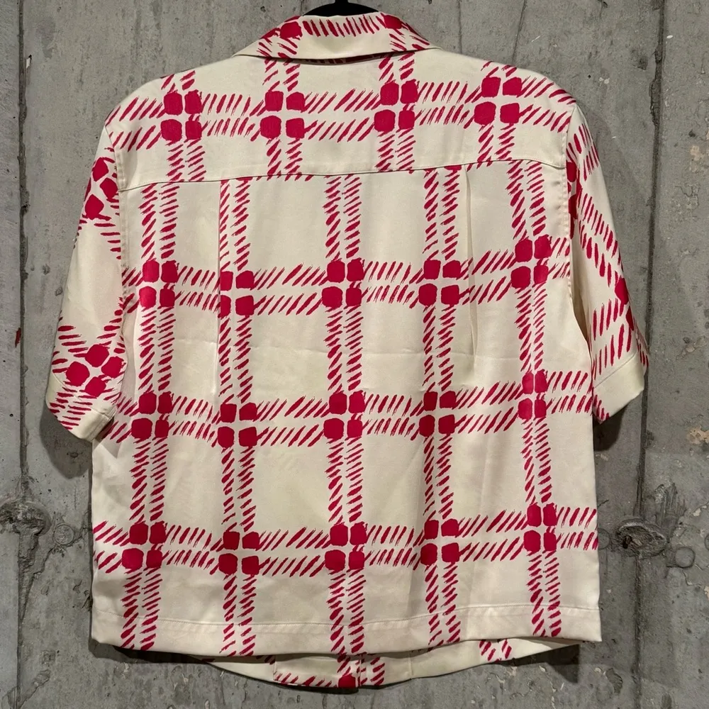 MARNI Uniqlo Women’s XS Beige Oversized Open Collar Short - Image 2